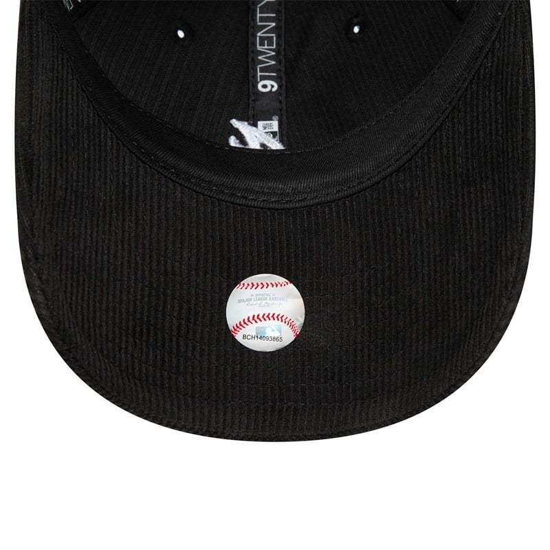 Black New Era Atlanta Braves Mini Logo Adjustable Cap 9twenty | OAEZ94761