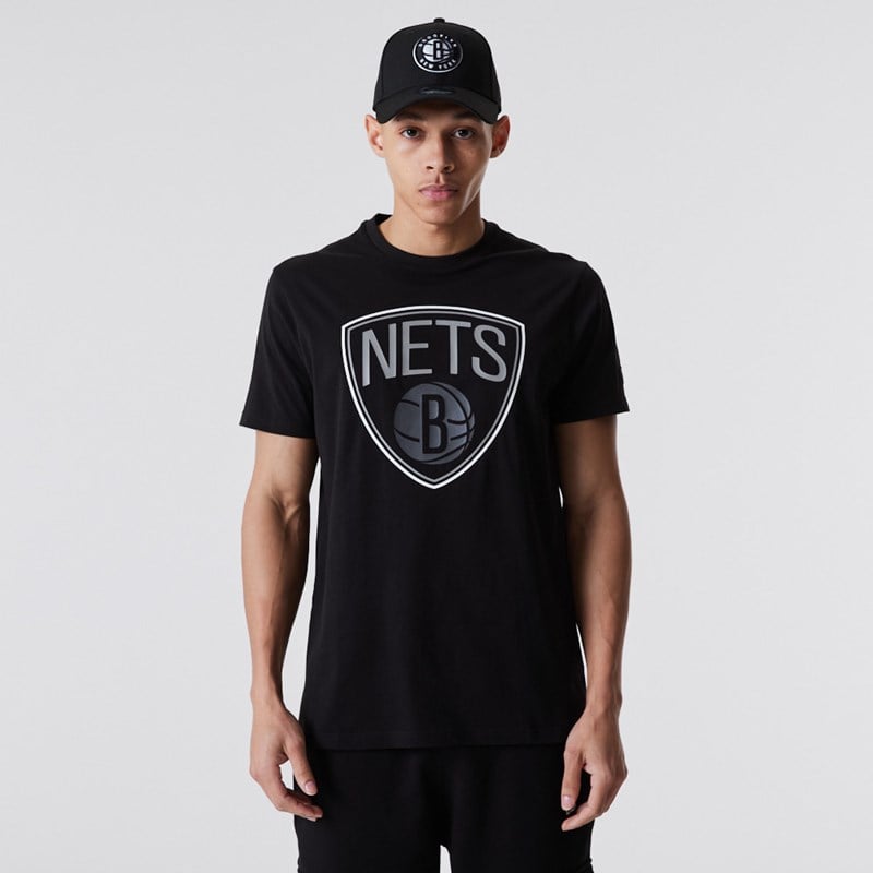 Black New Era Brooklyn Nets NBA Outline Logo T-Shirt | DKOW69125