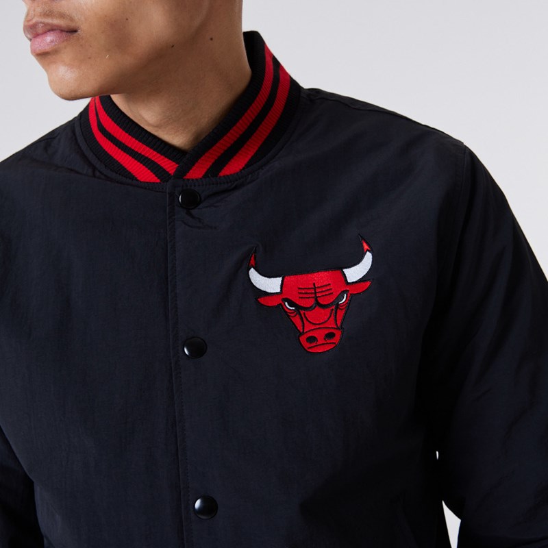 Black New Era Chicago Bulls Logo Bomber Jacket | ZYEC32016