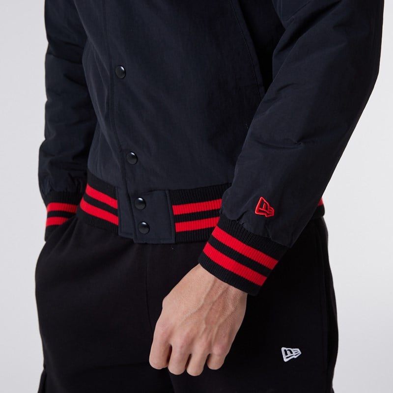 Black New Era Chicago Bulls Logo Bomber Jacket | ZYEC32016