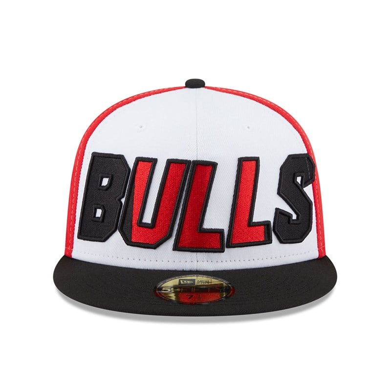 Black New Era Chicago Bulls NBA Back Half Fitted Cap 59fifty | CRVL71349