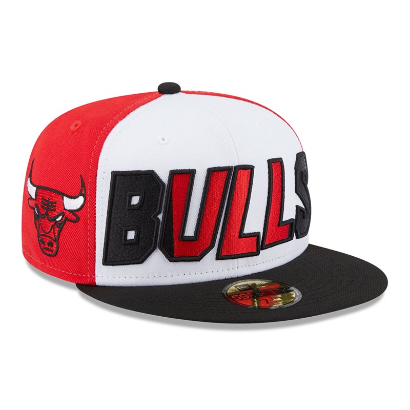 Black New Era Chicago Bulls NBA Back Half Fitted Cap 59fifty | CRVL71349