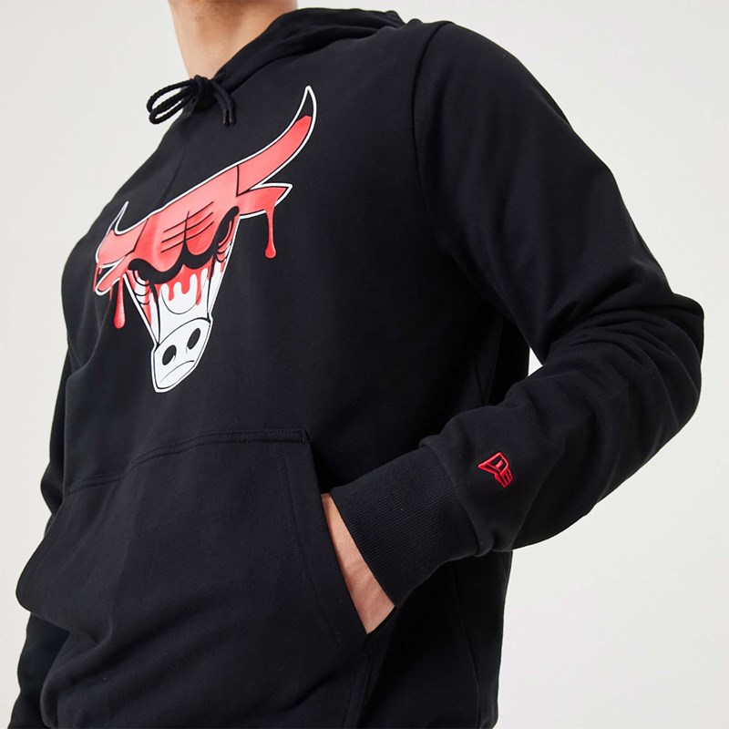 Black New Era Chicago Bulls NBA Drip Logo Pullover Hoodie | AZWO71896