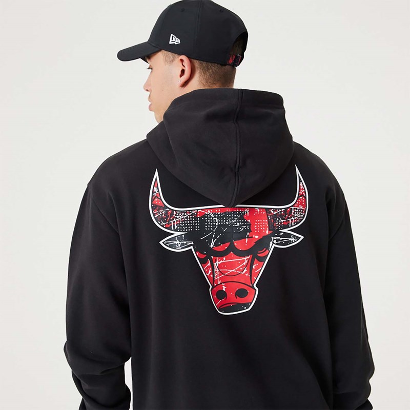 Black New Era Chicago Bulls NBA Infill Team Logo Pullover Hoodie | IAJR05937