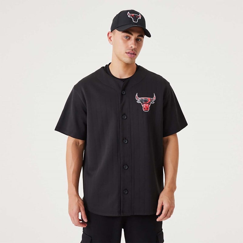 Black New Era Chicago Bulls NBA Infill Team Logo Jersey T-Shirt | YNVZ31048