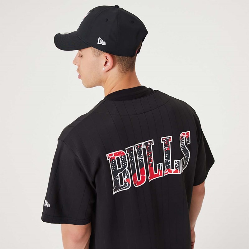 Black New Era Chicago Bulls NBA Infill Team Logo Jersey T-Shirt | YNVZ31048