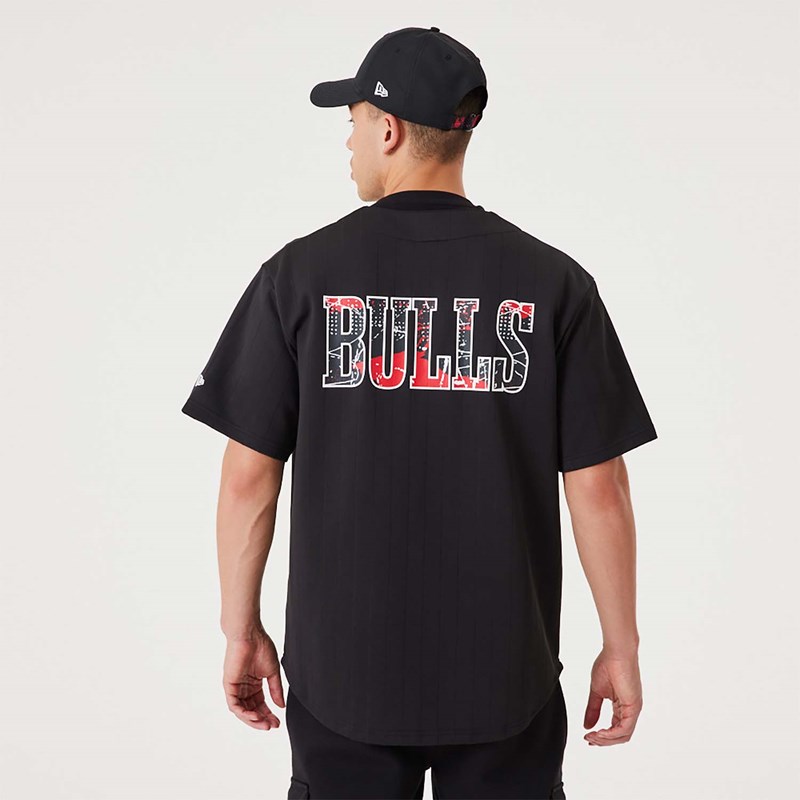 Black New Era Chicago Bulls NBA Infill Team Logo Jersey T-Shirt | YNVZ31048