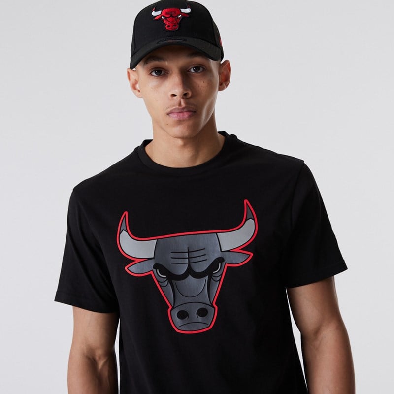 Black New Era Chicago Bulls NBA Outline Logo T-Shirt | LIMC31820