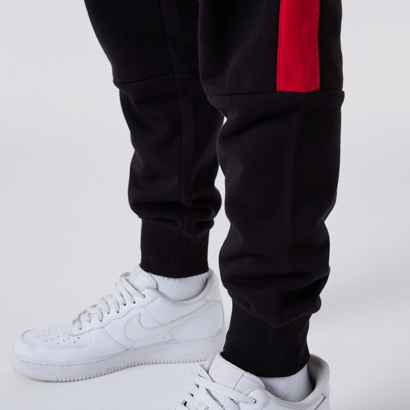 Black New Era Chicago Bulls NBA Panel Joggers | SFAJ63510