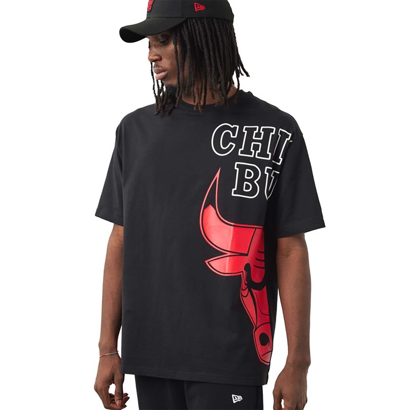 Black New Era Chicago Bulls NBA Side Logo T-Shirt | FSER39564