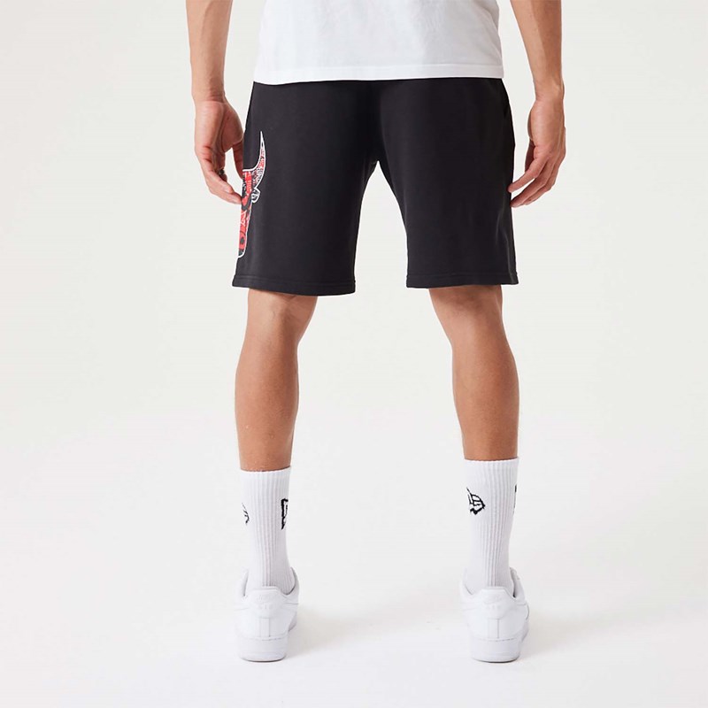 Black New Era Chicago Bulls NBA Team Logo Shorts | MFPQ58491