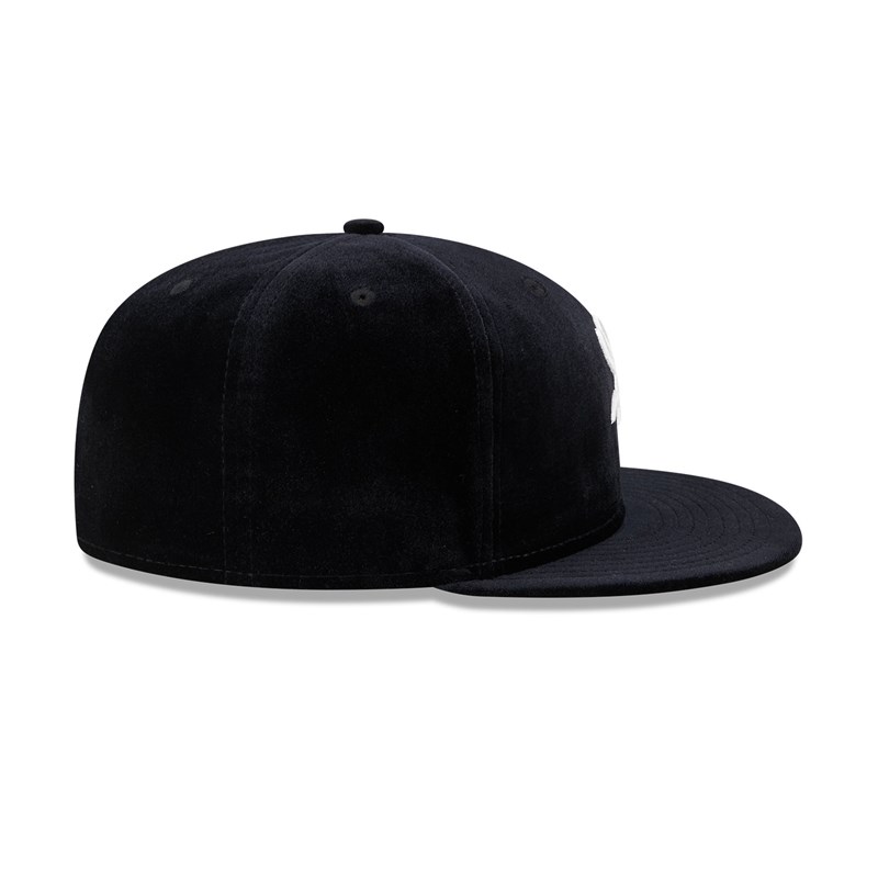 Black New Era Chicago Sox Velvet Fitted Cap 59fifty | BEIO17285