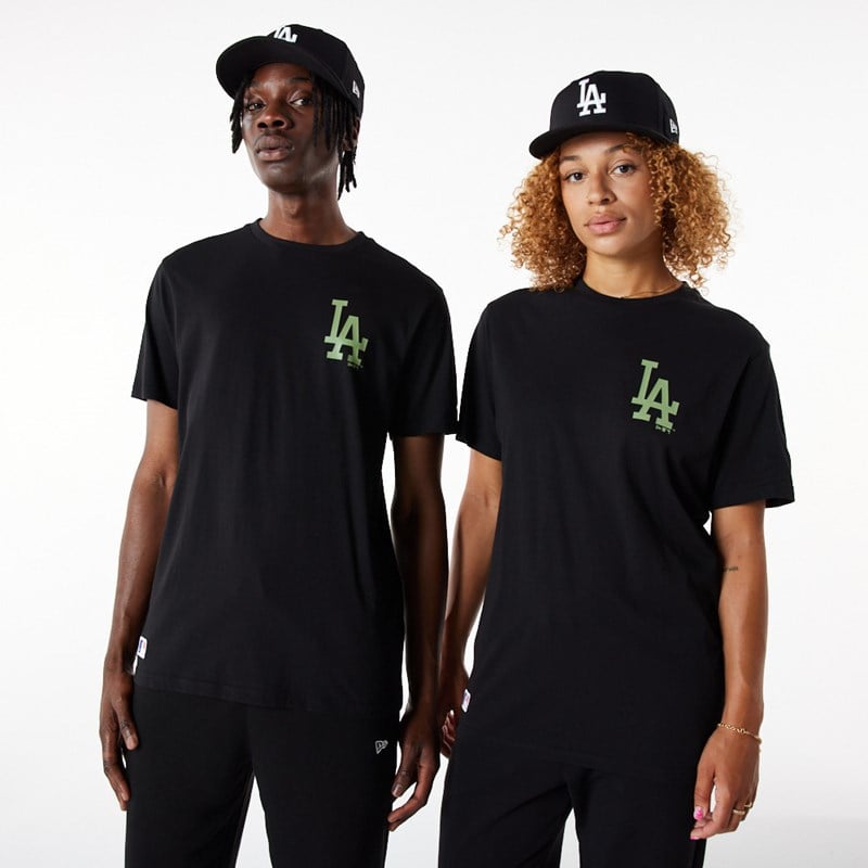 Black New Era La Dodgers MLB League Essential T-Shirt | GQZH73965