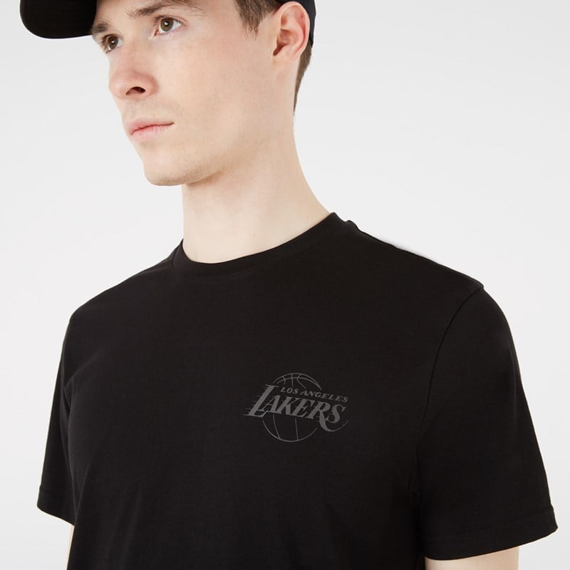 Black New Era La Lakers Reflective T-Shirt | LUHC79328