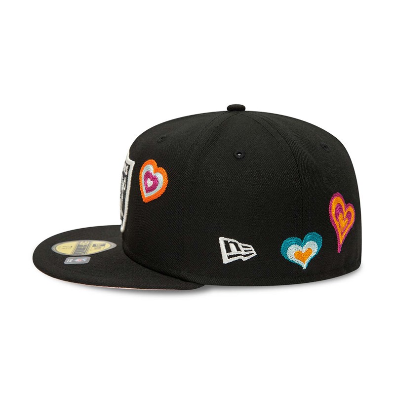 Black New Era Las Vegas Raiders Chain Stitch Heart Fitted Cap 59fifty | QSOR37041