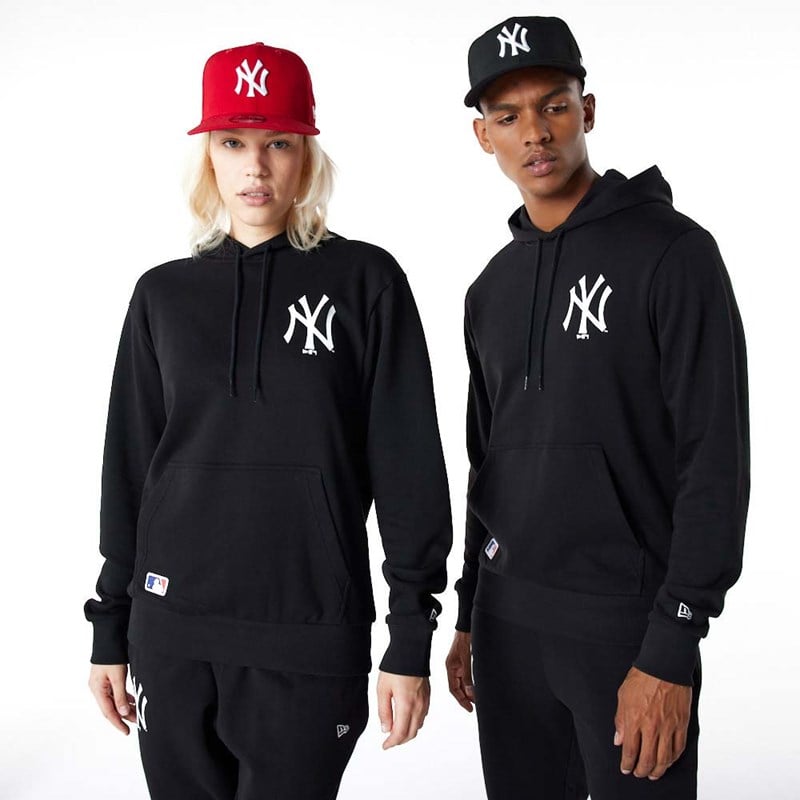 Black New Era New York Yankees Essentials Hoodie | JFVQ80752