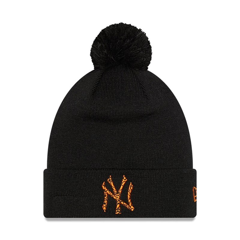 Black New Era New York Yankees Infill Bobble Beanie Hat Knit | LVJS79130