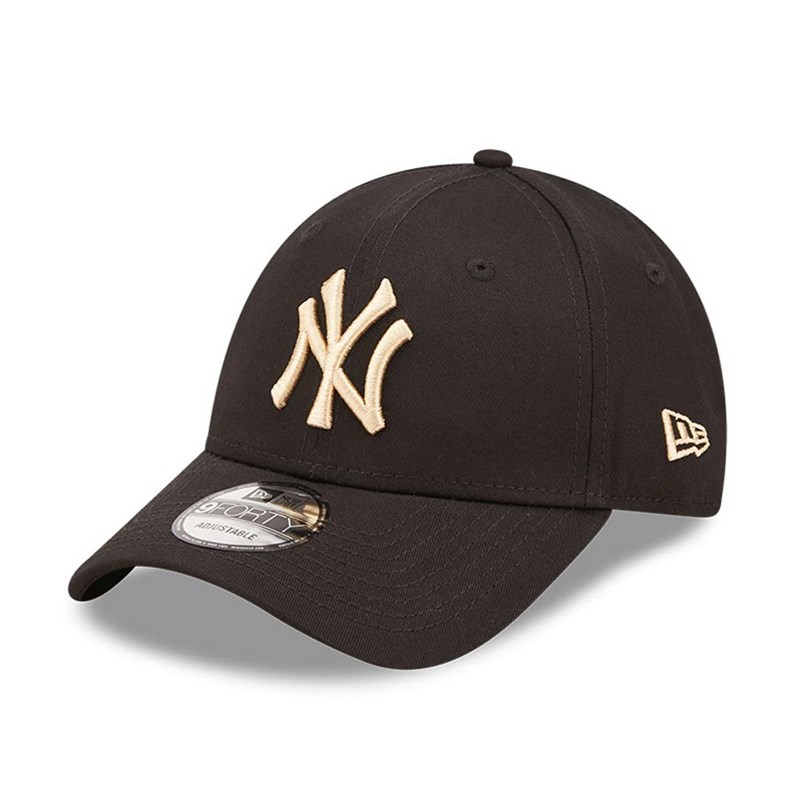 Black New Era New York Yankees League Essential Adjustable Cap 9forty | JGMN29067