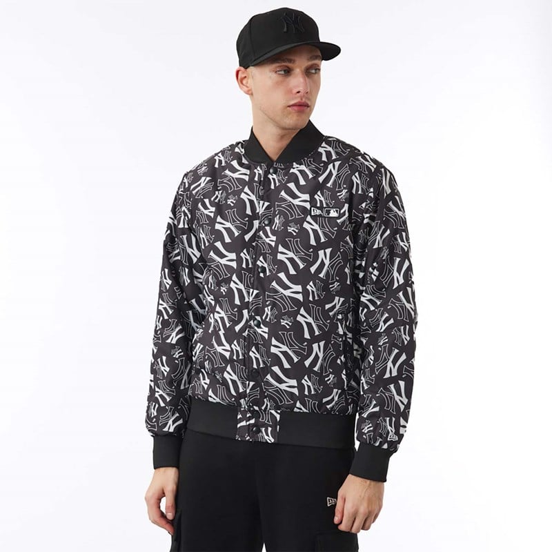 Black New Era New York Yankees Logo Print Bomber Jacket | EKVD08796