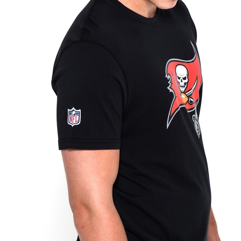 Black New Era Tampa Bay Buccaneers Team Logo T-Shirt | QVUO28643