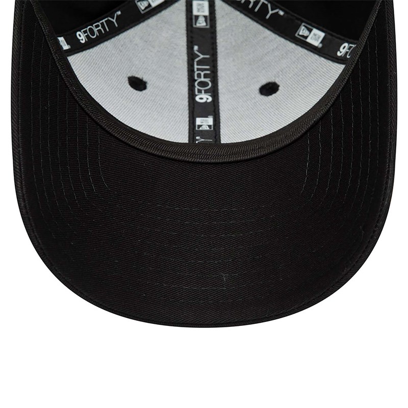 Black New Era Vespa Seasonal Adjustable Cap 9forty | JNBG83526