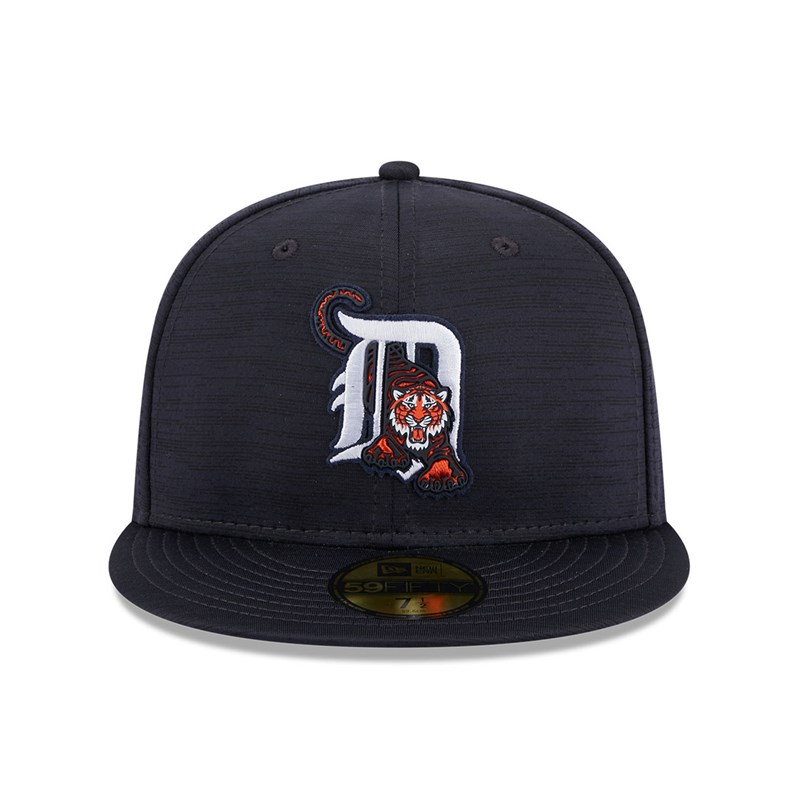 Blue New Era Detroit Tigers MLB Clubhouse Fitted Cap 59fifty | RVYL26809