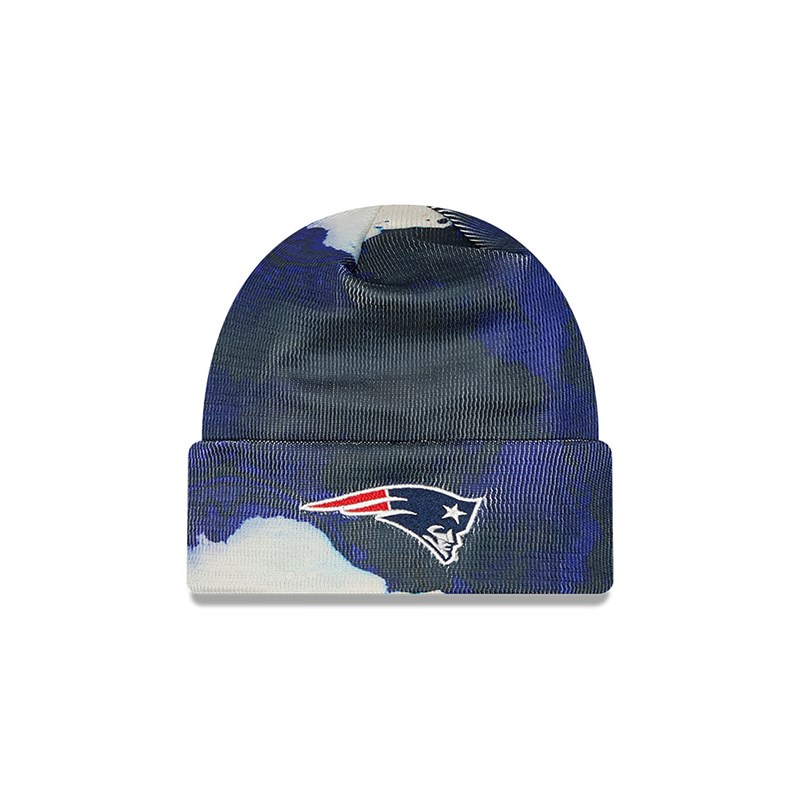 Blue New Era New England Patriots NFL Sideline Oceanside Beanie Hat Knit | BMHX35276