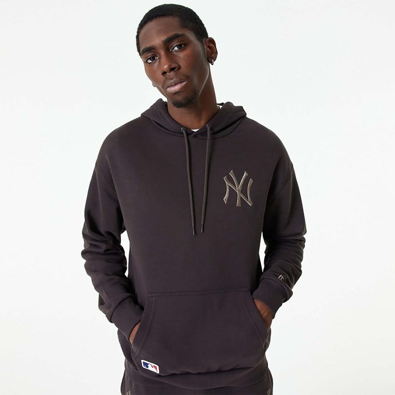 Brown New Era New York Yankees MLB Embroidered Logo Burnt Wood Hoodie | WPBM84201