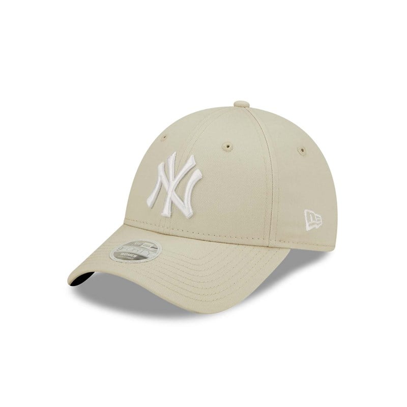 Cream New Era New York Yankees League Essentials Adjustable Cap 9forty | UDWZ47183