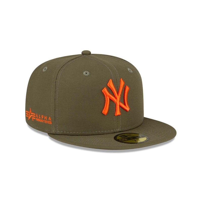 Green New Era Alpha Industries New York Yankees Medium Fitted Cap 59fifty | RTLD79426