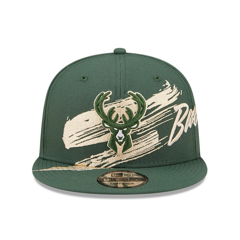 Green New Era Milwaukee Bucks NBA Sweep Cap 9fifty | CHSA43025