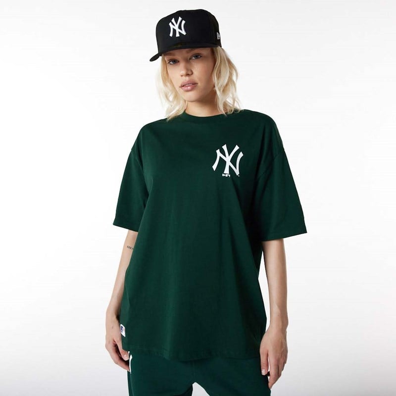 Green New Era New York Yankees Essentials Oversized T-Shirt | ZSUX18570