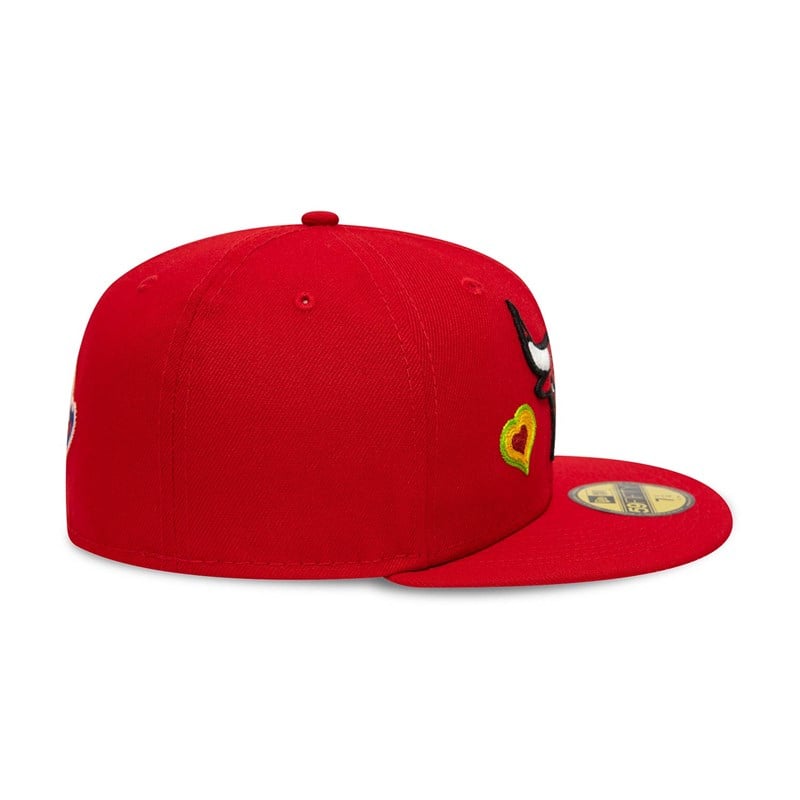 Red New Era Chicago Bulls Chain Stitch Heart Fitted Cap 59fifty | GYXO30278