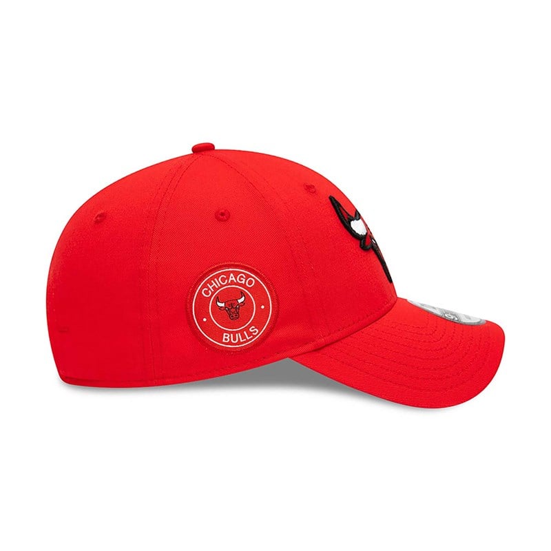 Red New Era Chicago Bulls Team Side Patch Adjustable Cap 9forty | QCED06918