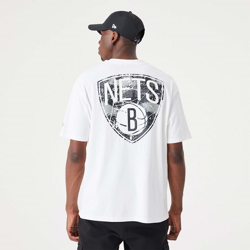 White New Era Brooklyn Nets NBA Infill Team Logo Oversized T-Shirt | XFZI95368