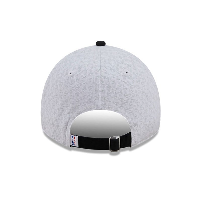 White New Era Chicago Bulls Authentics City Edition Adjustable Cap 9twenty | PFKI64029