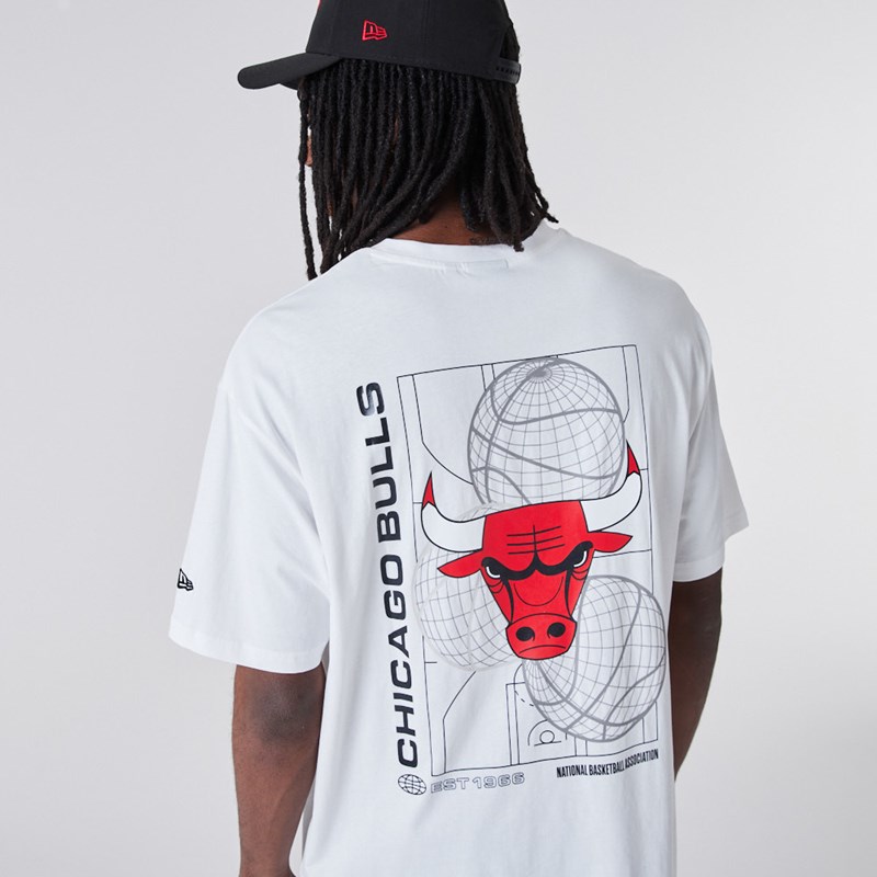 White New Era Chicago Bulls Basketball Graphic T-Shirt | MUND50742