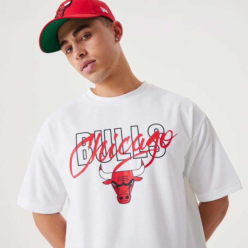 White New Era Chicago Bulls NBA Script Oversized T-Shirt | DPFO82194