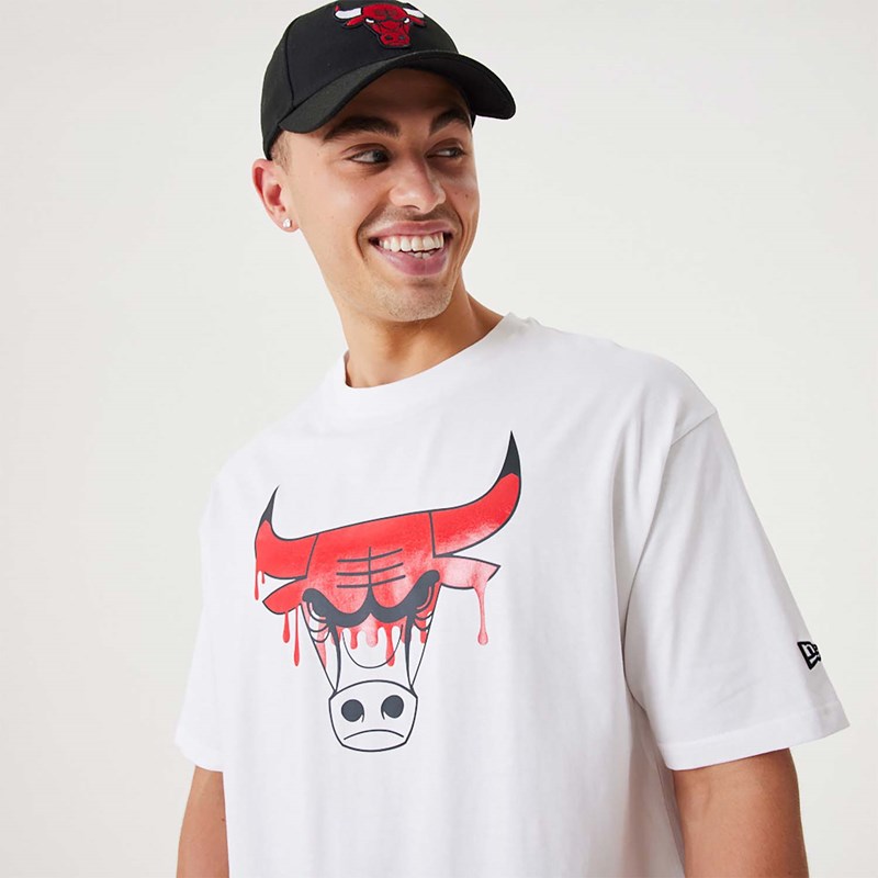 White New Era Chicago NBA Drip Logo Bulls T-Shirt | BUWK72194