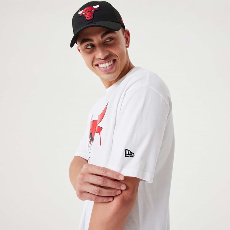 White New Era Chicago NBA Drip Logo Bulls T-Shirt | BUWK72194