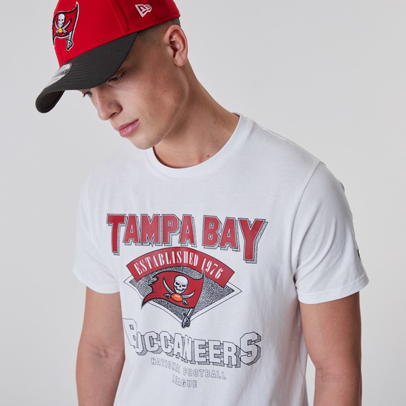 White New Era Tampa Bay Buccaneers NFL Team Logo T-Shirt | QMUW23048