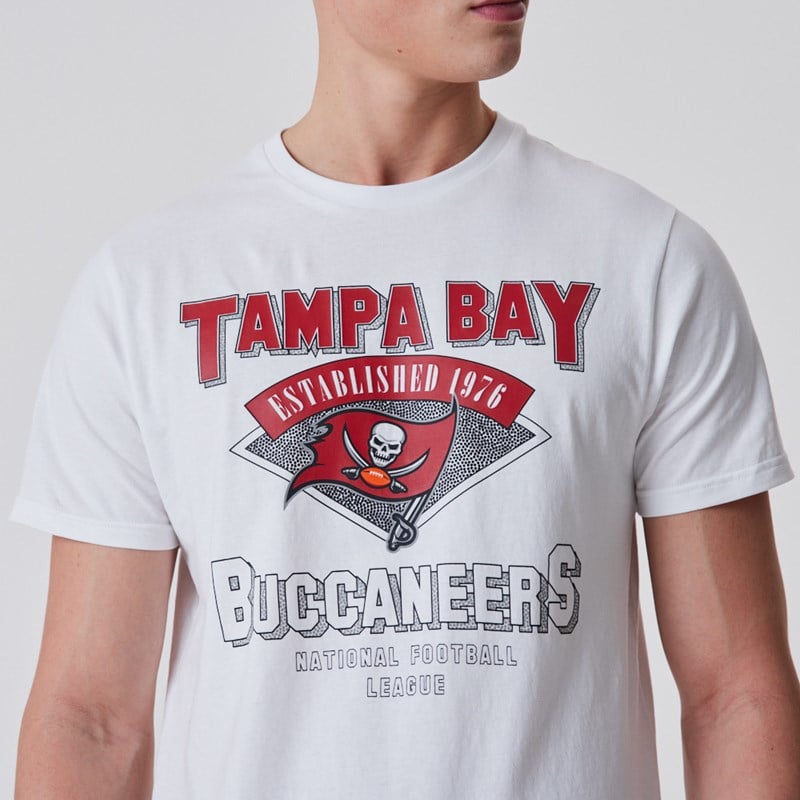 White New Era Tampa Bay Buccaneers NFL Team Logo T-Shirt | QMUW23048